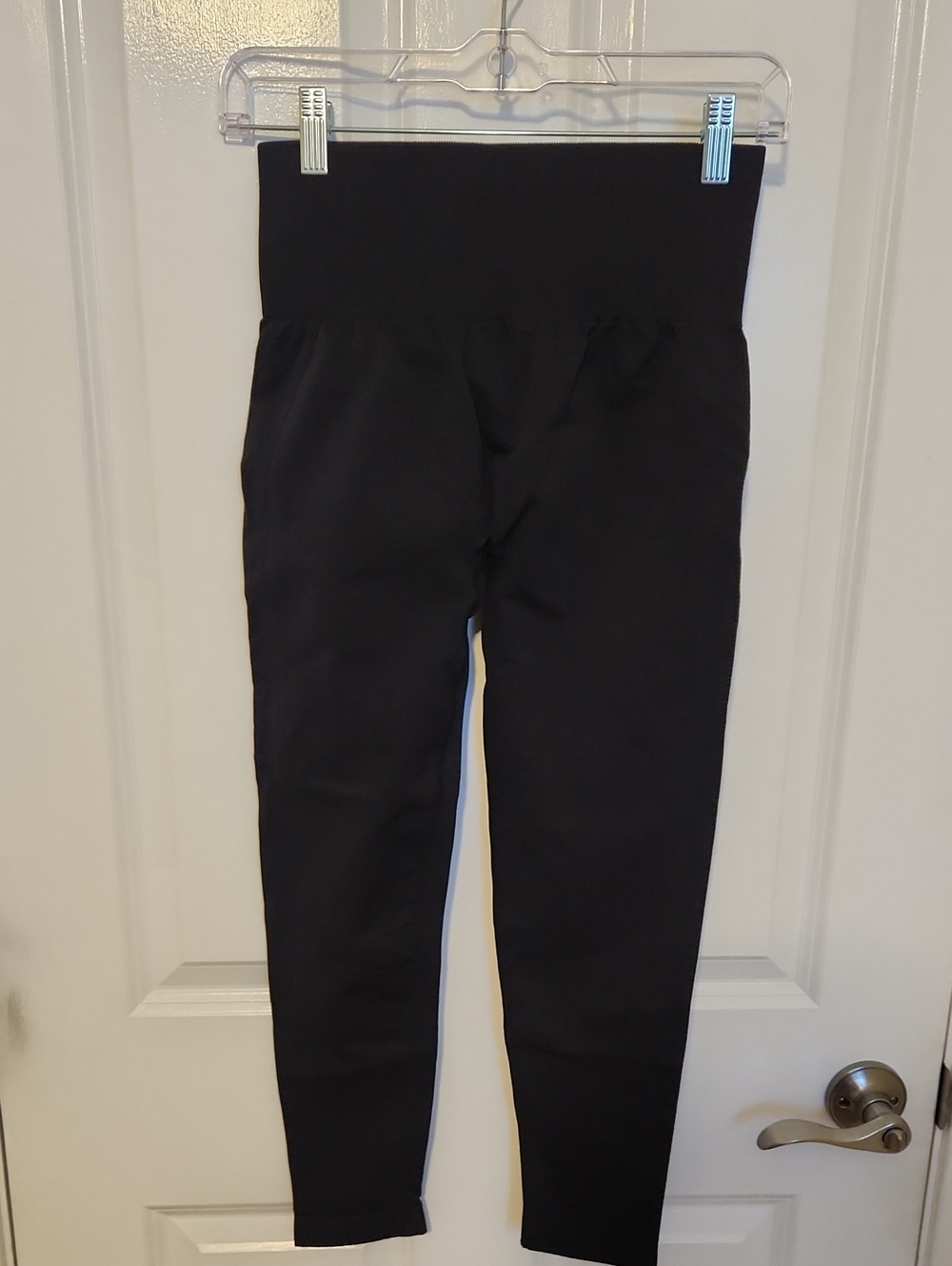 Halara High-Waist Ribbed Booty Scrunch Performance Leggings